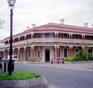 Jens Town Hall Hotel - Kawana Tourism