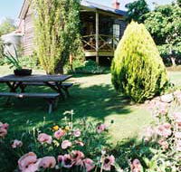 Holyrood House - Kawana Tourism