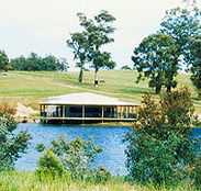 Lake Charlotte Winery - Kawana Tourism