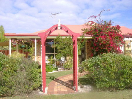  Kawana Tourism