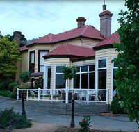 Central Springs Inn - Kawana Tourism