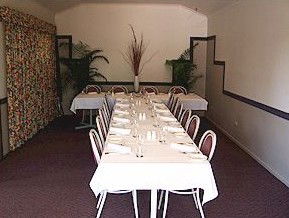 The Great Eastern Motor Inn - Kawana Tourism 0