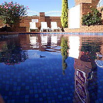 The Charles Sturt Motor Inn - Kawana Tourism 1