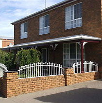 The Charles Sturt Motor Inn - Kawana Tourism 5