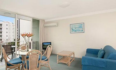 Santa Anne By The Sea - Kawana Tourism 2
