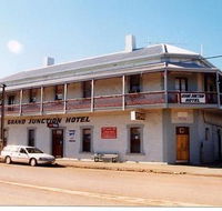 Grand Junction Hotel - Kawana Tourism