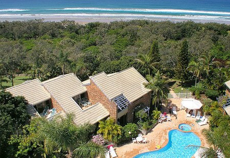 Glen Eden Beach Resort - Kawana Tourism 4