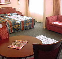 Embassy Motel - Kawana Tourism