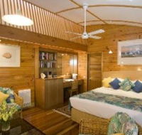Kims Beach Hideaway - Kawana Tourism