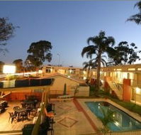 Kelanbri Holiday Apartments - Kawana Tourism