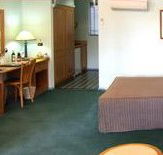 Young Federation Motor Inn - Kawana Tourism