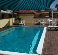 Burke and Wills Motor Inn Kingaroy - Kawana Tourism