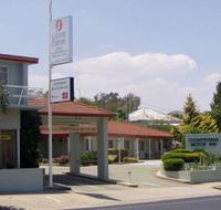 Country Comfort Cowra Countryman Motor Inn - Kawana Tourism