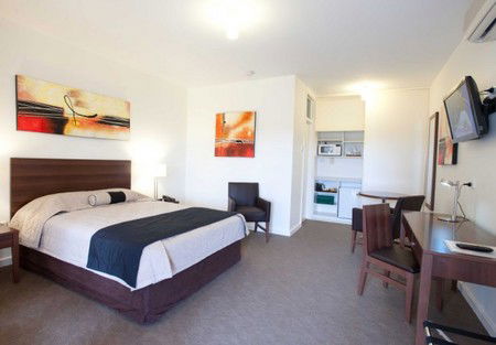 Standpipe Golf Motor Inn - Kawana Tourism 3