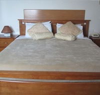 The Plough Hotel - Kawana Tourism