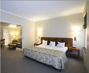 Batman's Hill On Collins - Kawana Tourism 0