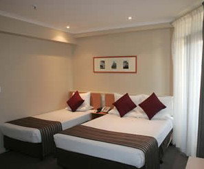 Batman's Hill On Collins - Kawana Tourism 4