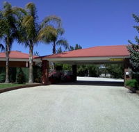 Golden Chain Border Gateway Motel - Kawana Tourism