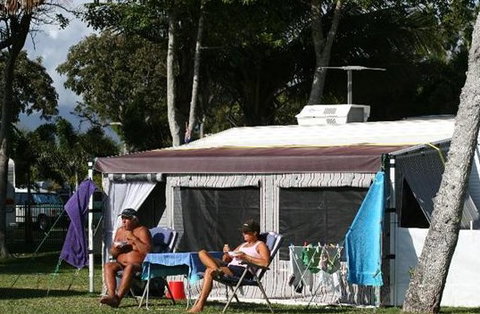 BIG4 Rollingstone Beach Caravan Resort - Kawana Tourism 3