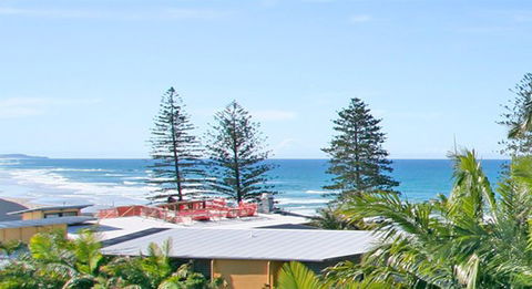 Surf Dance Holiday Units - Kawana Tourism 1
