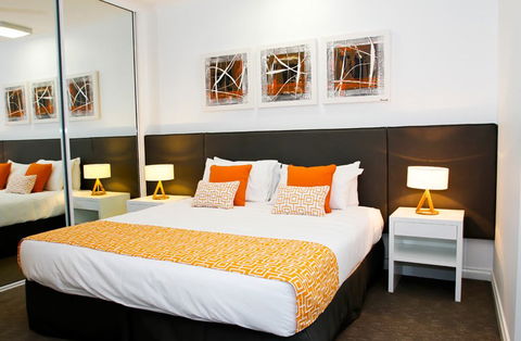 Emerald Noosa Resort - Kawana Tourism 1