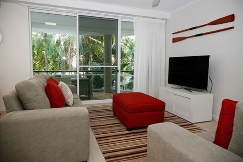 Emerald Noosa Resort - Kawana Tourism 4