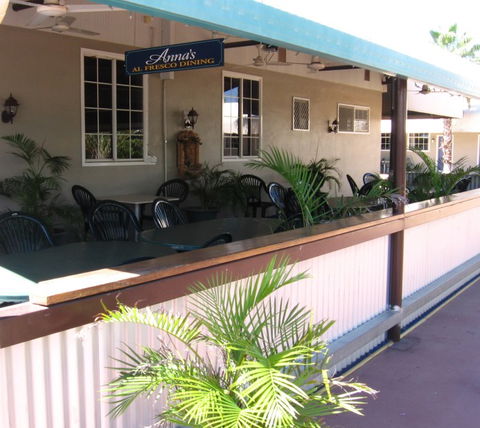 Bluestone Motor Inn - Kawana Tourism 2
