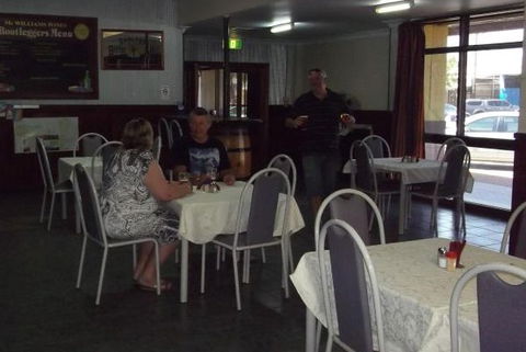 Goldfields Hotel Motel - Kawana Tourism 0