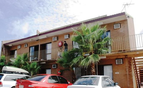 Goldfields Hotel Motel - Kawana Tourism 4