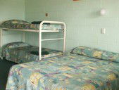 Renner Springs Desert Inn - Kawana Tourism 3