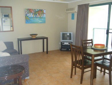 Chez Noosa - Kawana Tourism 0
