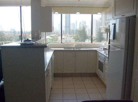 Queensleigh Holiday Apartments - Kawana Tourism 1