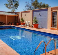 Desert Cave Hotel - Kawana Tourism