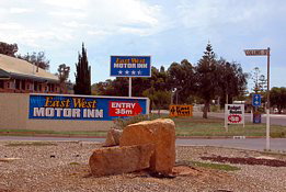 Ceduna East West Motel - Kawana Tourism 0