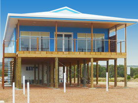Lincoln View Holiday Home - Kawana Tourism 0