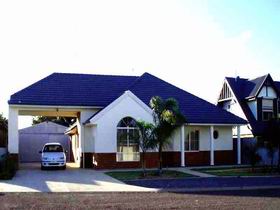 Port Hughes Haven - Kawana Tourism 0