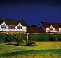 Mick O'Shea's Irish Pub And Motel - Kawana Tourism