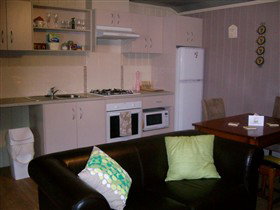 Little Para Cottage - Kawana Tourism 0
