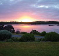 Lake View Apartments - Kawana Tourism