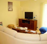 The Liteva Beach House - Kawana Tourism