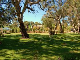 Jacobs Creek Retreat At Moorooroo Park - Kawana Tourism 0