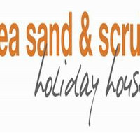 Sea Sand and Scrub Holiday House - Kawana Tourism