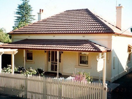 Frieda's Cottage - Kawana Tourism 1