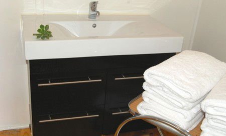 Tumby Bay Beach House - Kawana Tourism 5