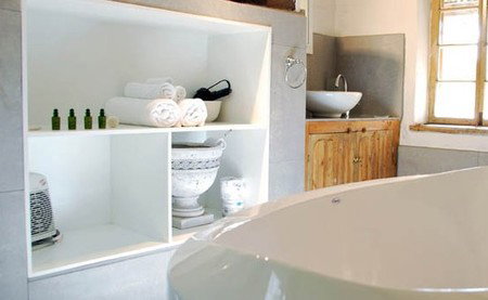 Jacobs Creek Retreat At Moorooroo Park - Kawana Tourism 2