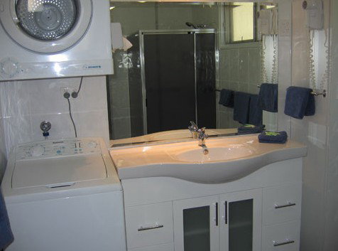 Modra's Apartments Tumby Bay - Kawana Tourism 1