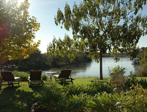 Paringa House B&B Stone Cottages - Kawana Tourism 5