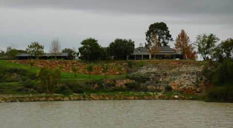 Paringa House B&B Stone Cottages - Kawana Tourism 7