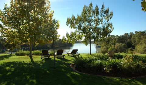 Paringa House B&B Stone Cottages - Kawana Tourism 8