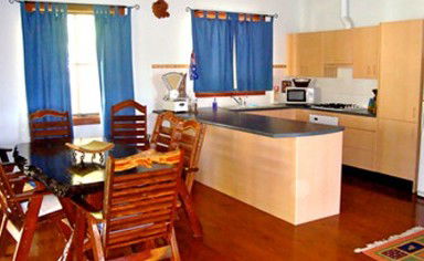 Ottilie's Cabin - Kawana Tourism 5